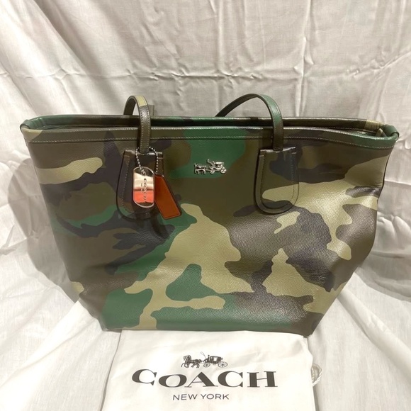 Coach Camo Purse - Picture 1 of 2